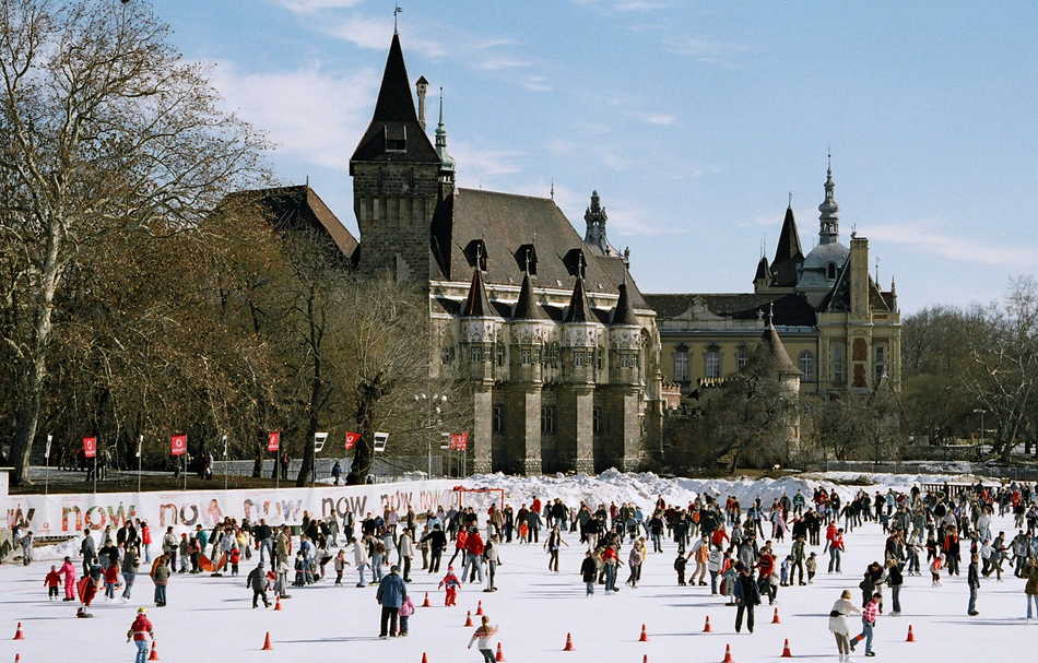 Bemutatjuk a legjobb budapesti korcsolyapályákat! 