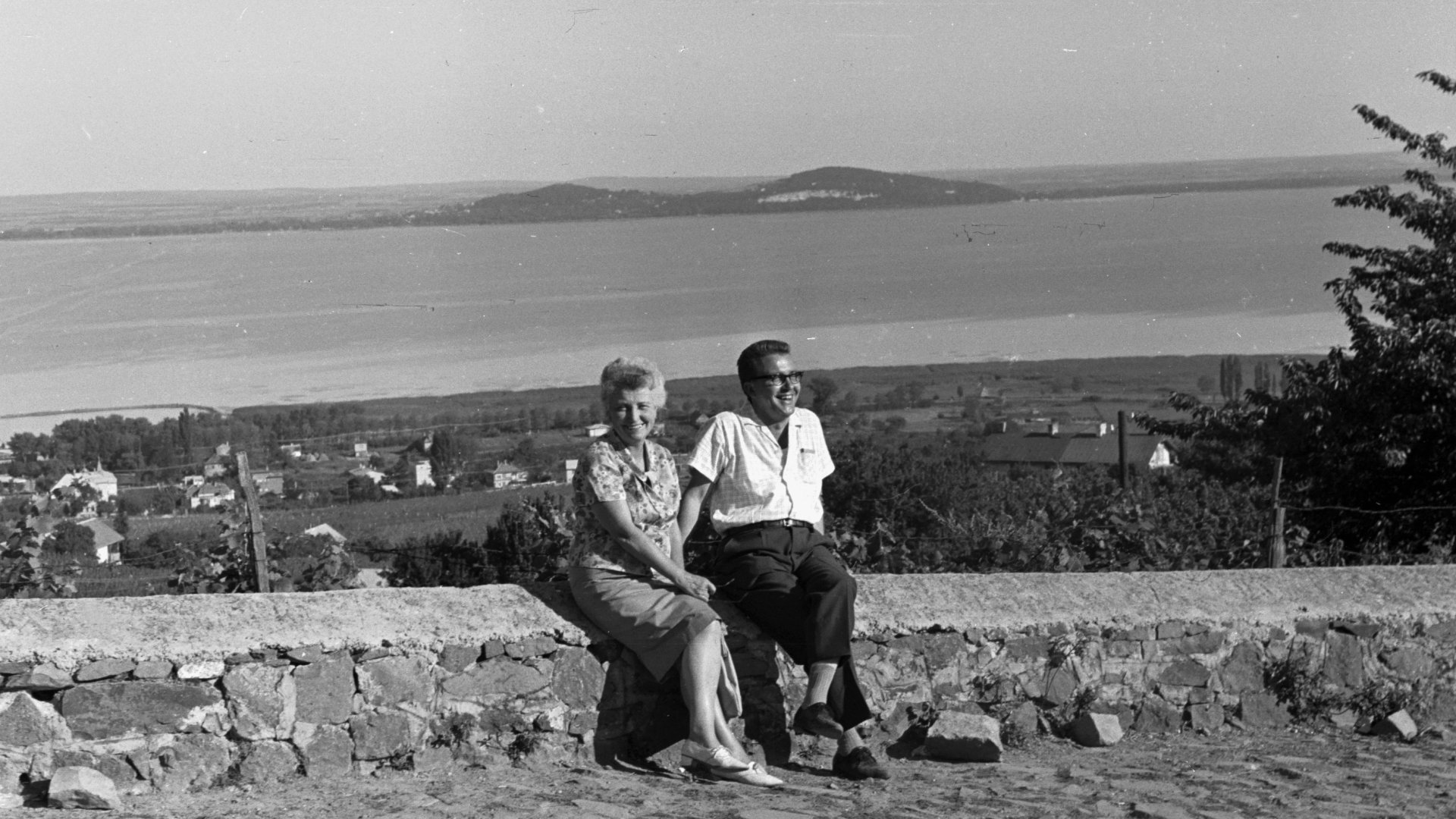 Időutazás a Balatonon: régi képek válogatása az 1900-as évektől a 80-as évekig