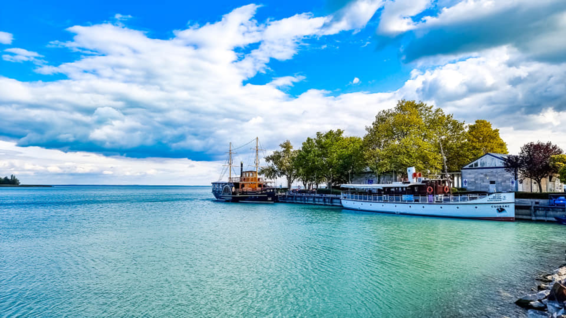 Új Balatoni járművek készülőben: Hajófelújítások és hajóvásárlások a Bahartnál