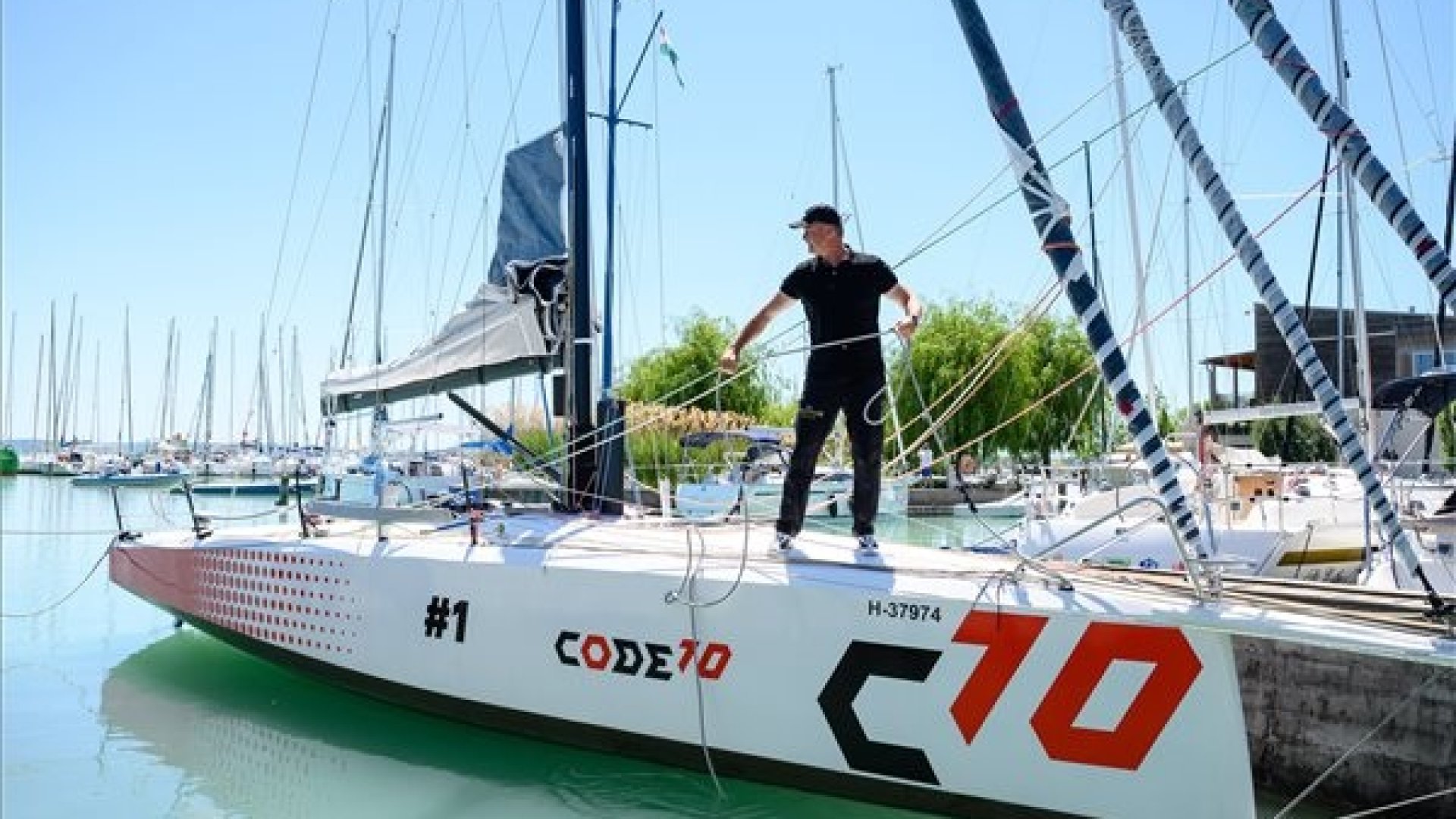 Új versenyvitorlásoka a Balatonnál: Code Yachts Code Yachts vitorlások