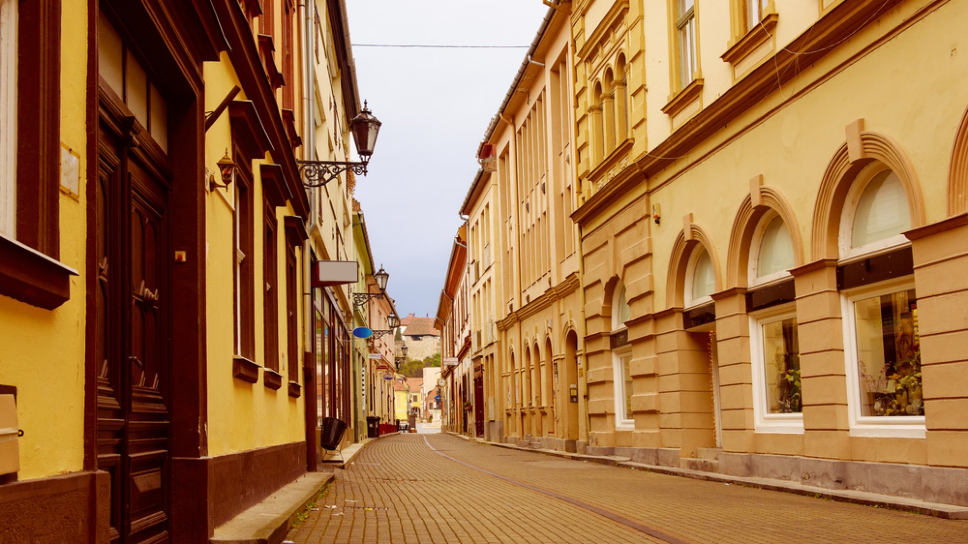 5 dolog, amit nem tudtál Egerről Eger üres utcája