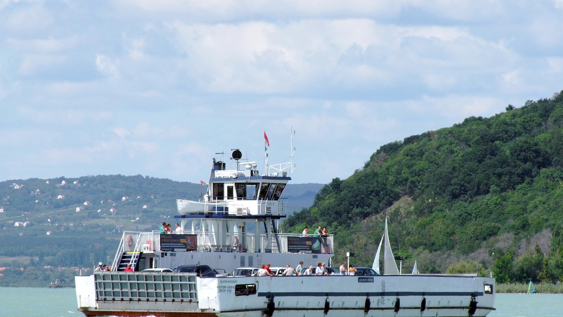 A tavasz beköszöntével megkezdődik a balatoni hajózás is