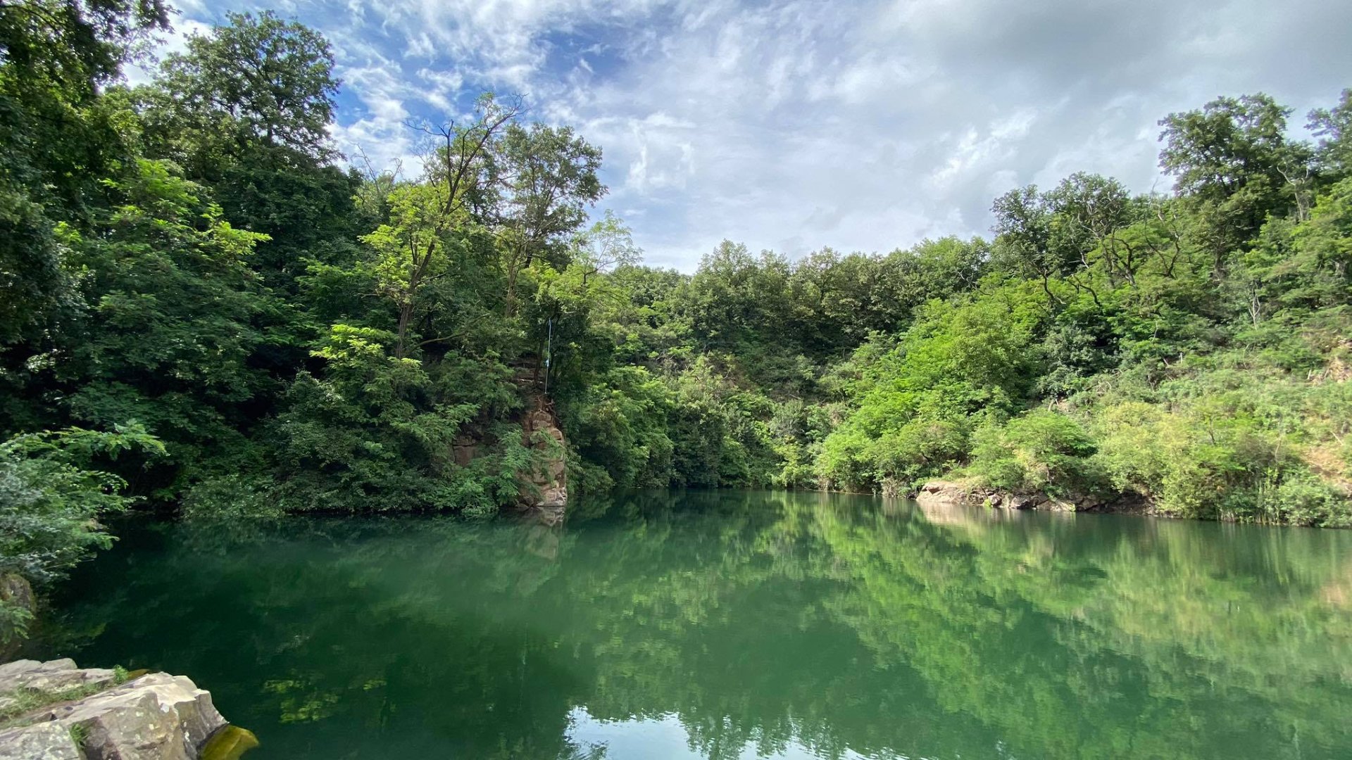 A Mátra rejtélyes ékszerdoboza: Apci tengerszem (Széleskő-bányató)