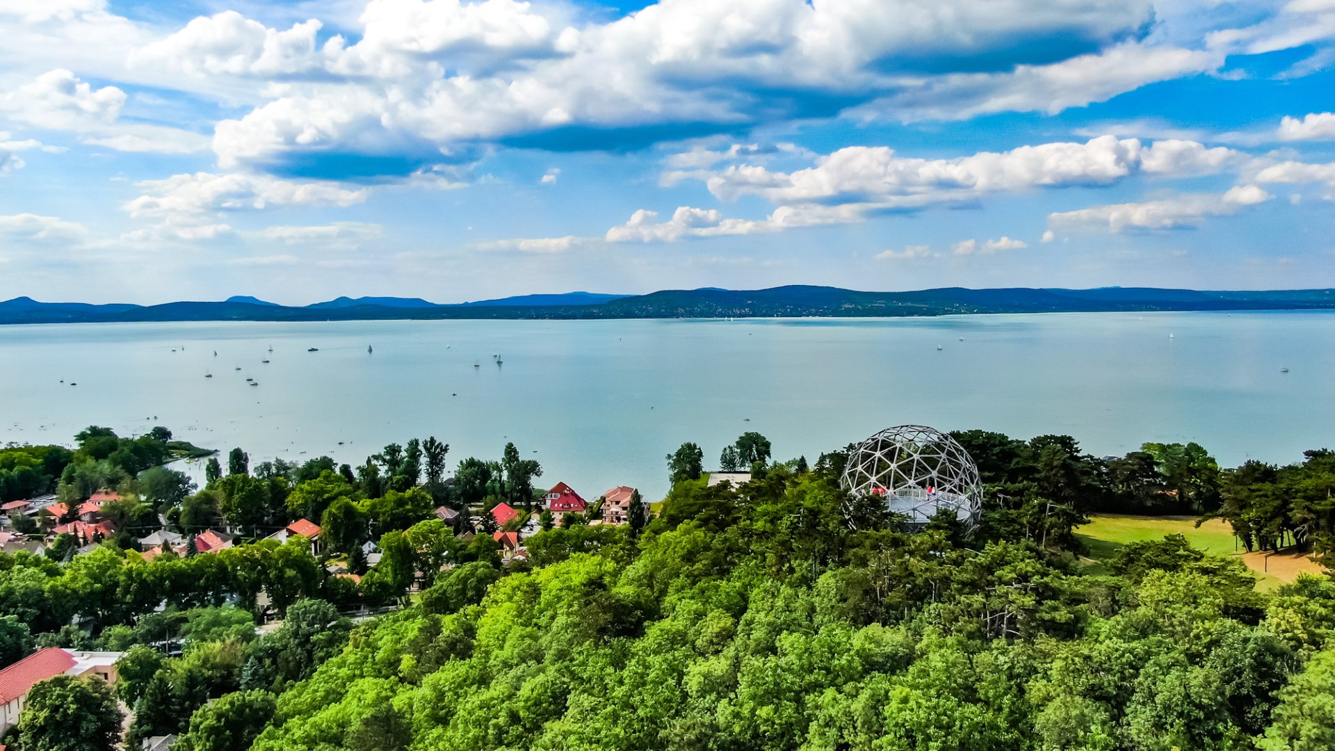 Balaton átúszás 2020 részletek Balaton-átúszás 2020 - Idén a táv felét is lehet teljesíteni