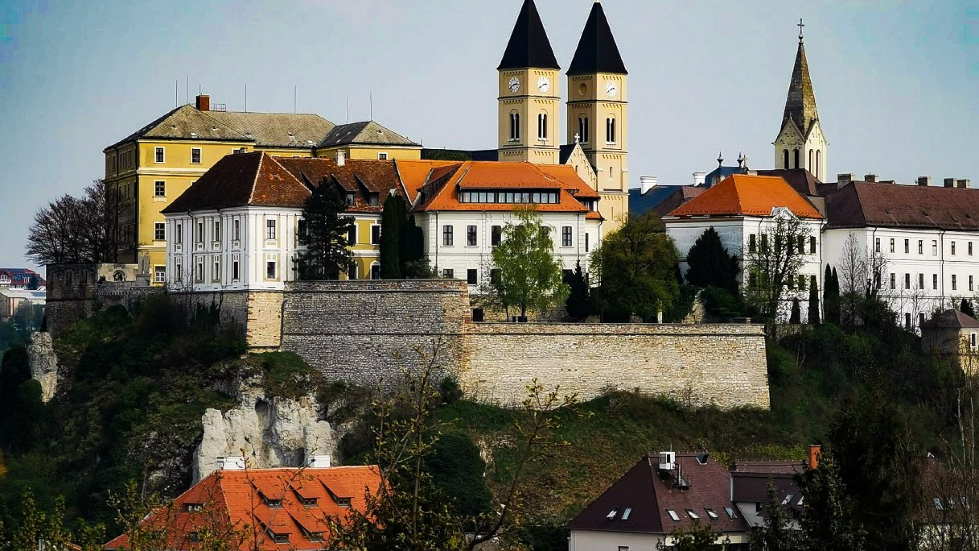 10 dolog, amiért érdemes Veszprémbe is ellátogatni egy Balatoni nyaralás alkalmával