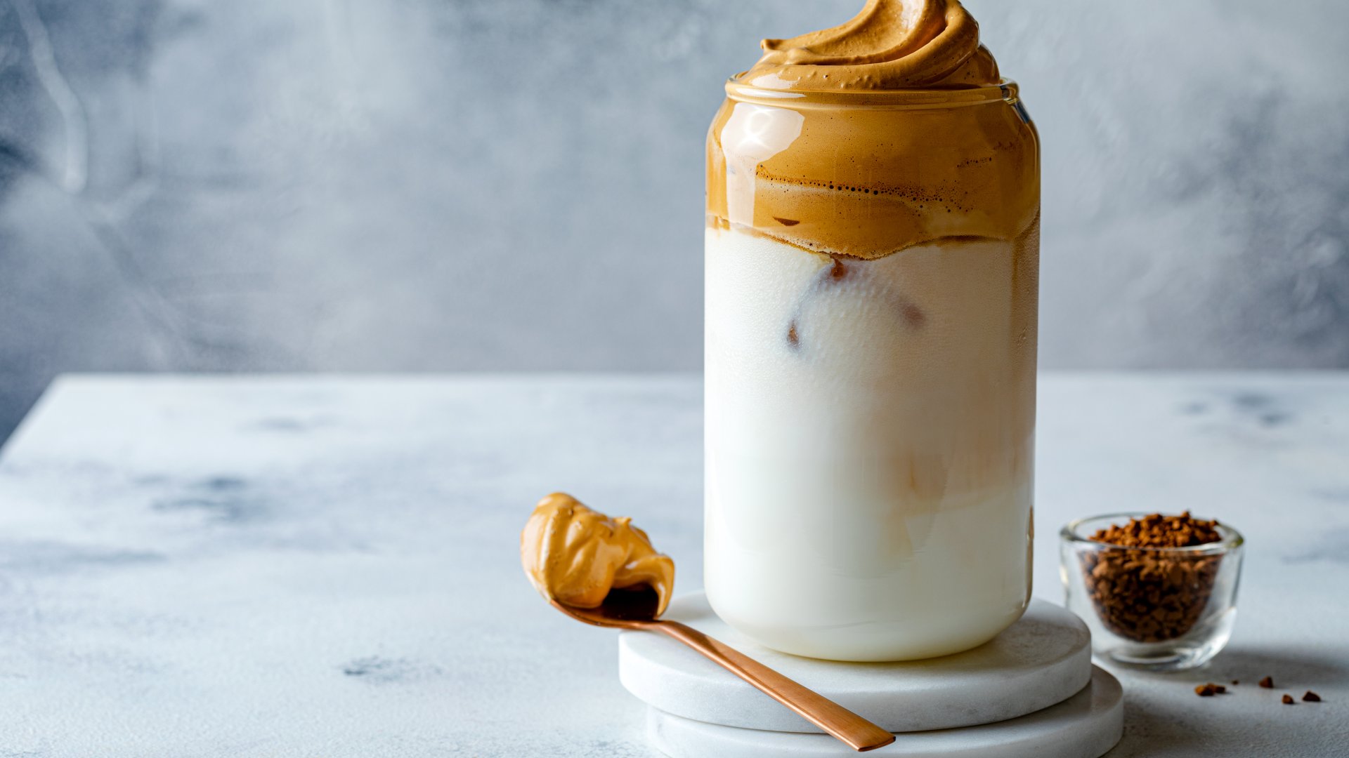 Dalgona kávé recept, amit mindenki imád Dalgona kávé recept egyszerűen