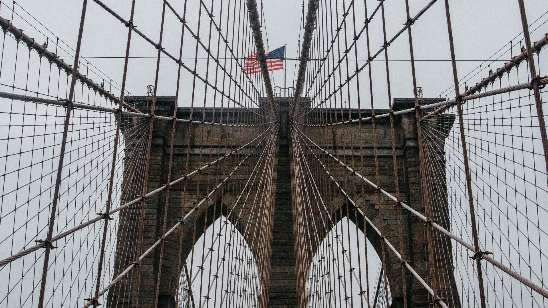 Döbbenetes videó készült New York-ról Videón a koronavírus miatt kihalt New York utcái