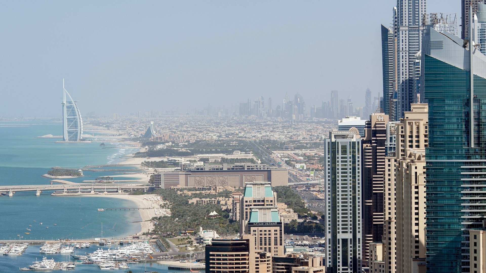 Vitorlás túra Dubajban Vitrlázás az arab Dubajban