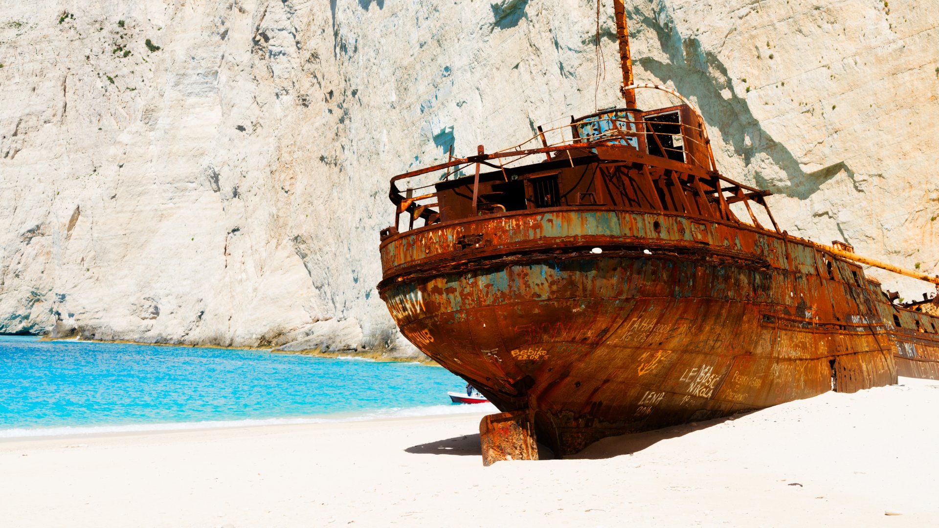 A Panagiotis hajóroncs története Különös történet a Navagio-öbölről