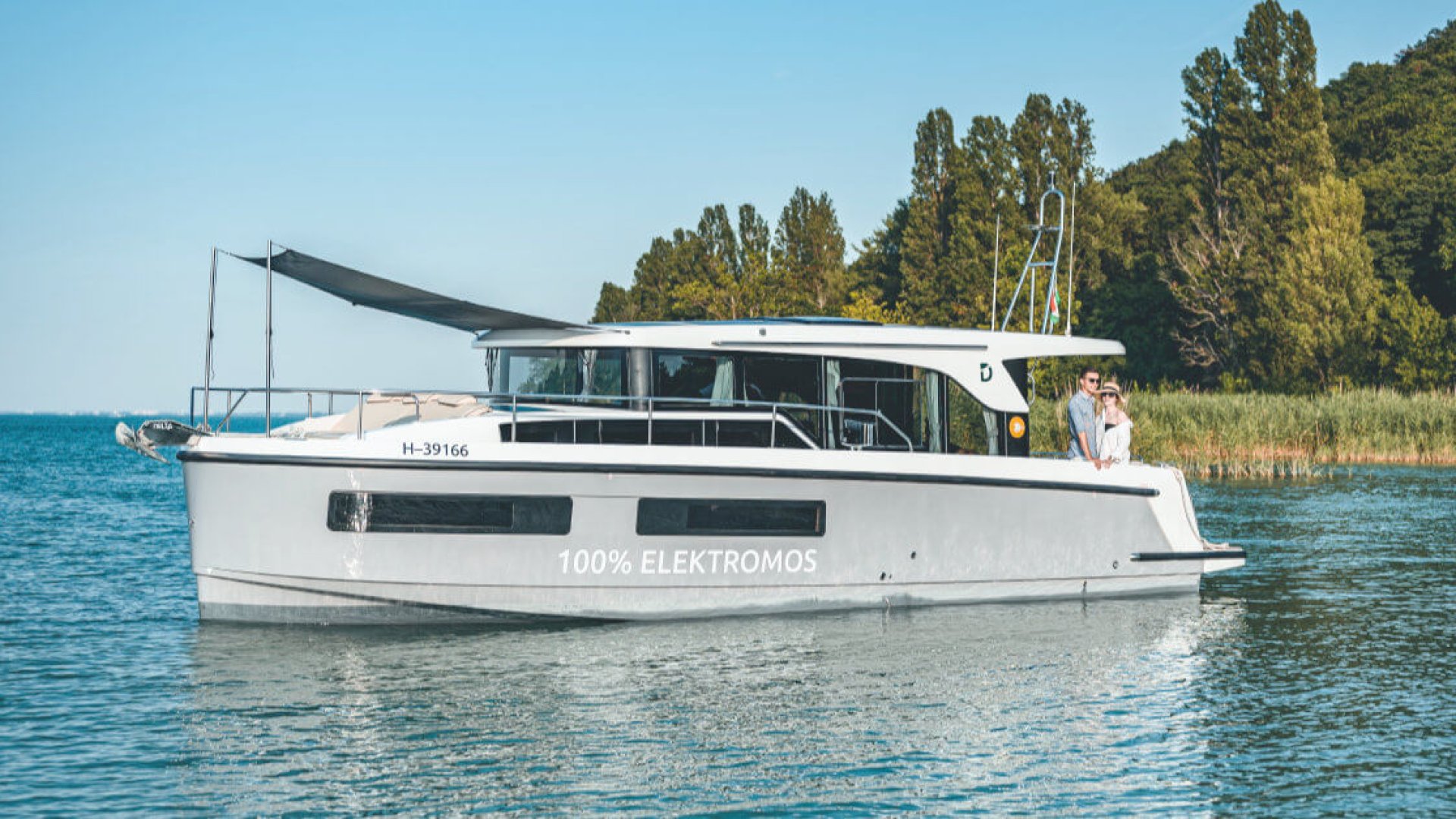 ELEKTROMOS HAJÓBÉRLÉS A BALATONON