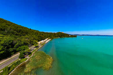 Ez most a Balaton legszebb strandja, ráadásul ingyenes!