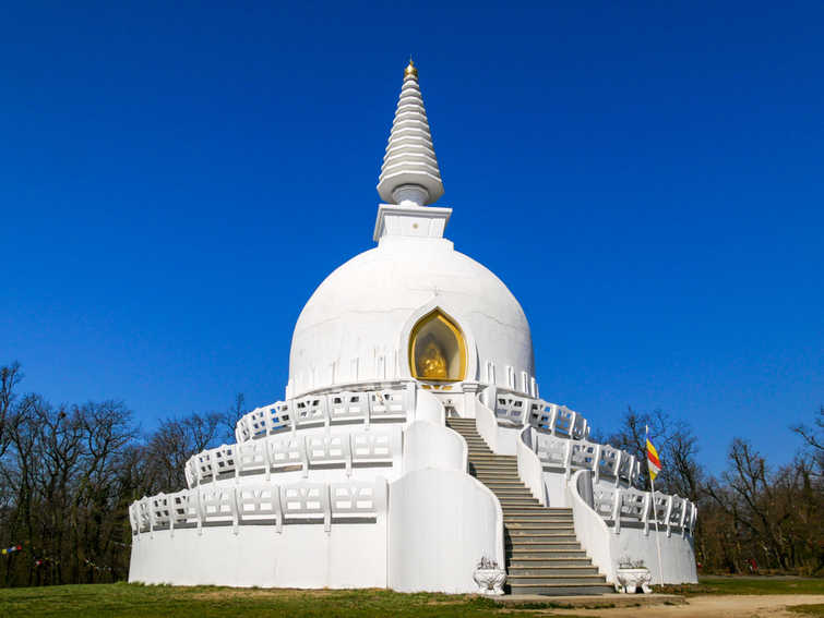 Buddhista emlékhely Balaton: Zalaszántói Béke Sztúpa