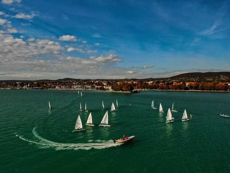 Kékszalag Port vitorláskikötő Balatonfüred