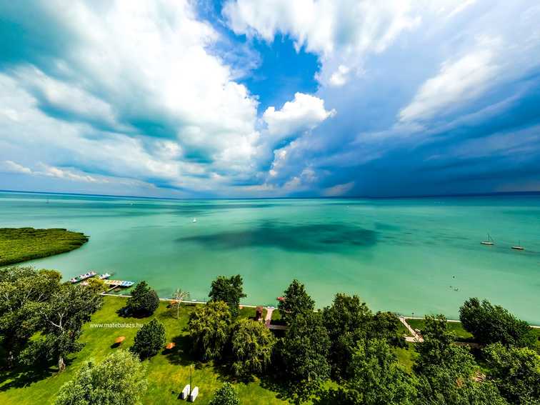 Tisztul a Balaton vize