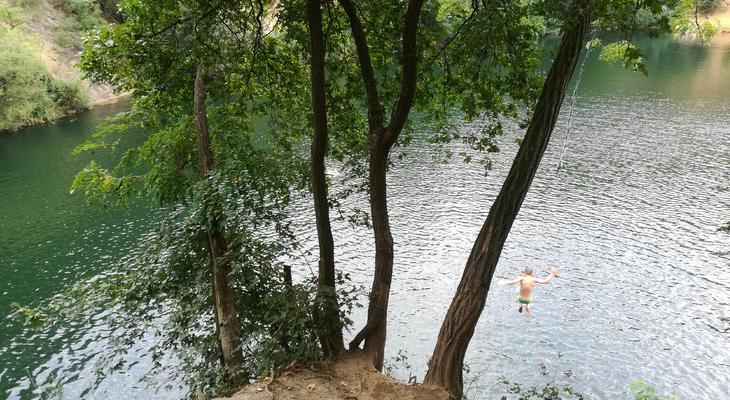 Apci tengerszem, Széleskő bányató: csodás émény a Mátra aljában