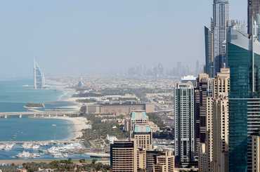 Vitrlázás az arab Dubajban