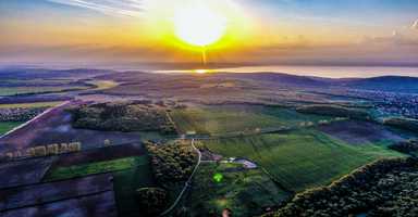 Izgalmas legendák a Balatonról