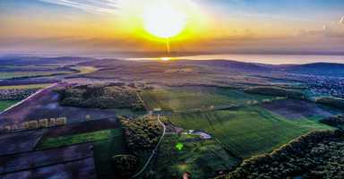 Izgalmas legendák a Balatonról