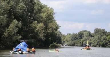 Június 14-től a Tisza-tavat tisztítják a Pet Kalózok