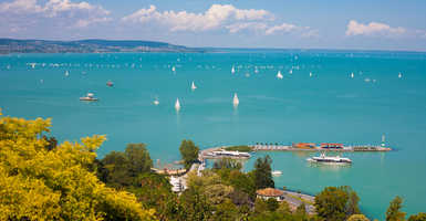 Balaton busszal és vonattal