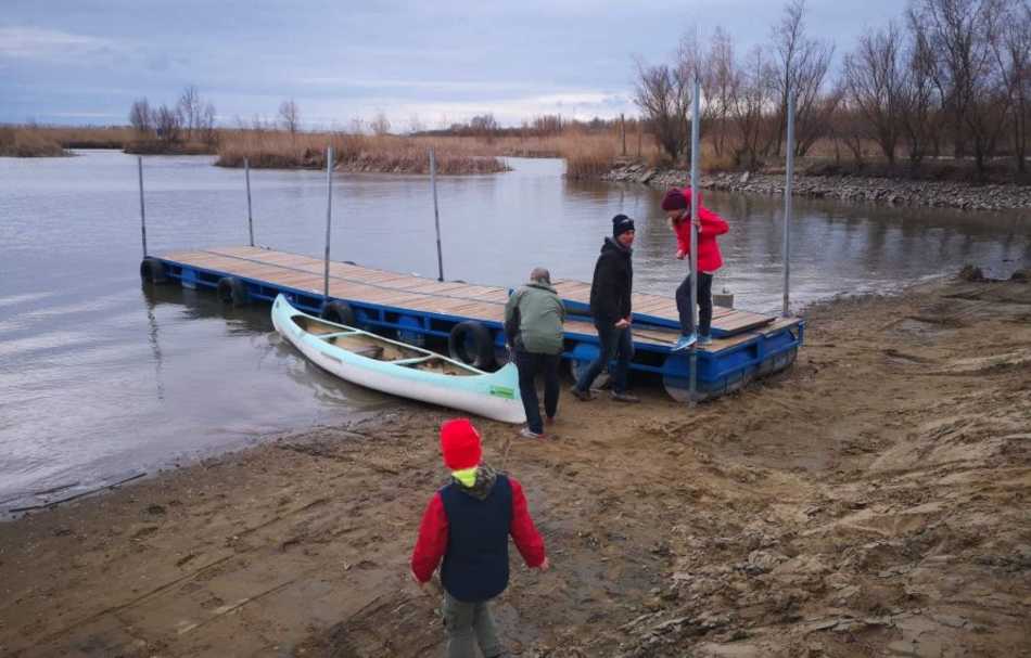 Vannak még igazi apák... Tisza-tó és a labda!